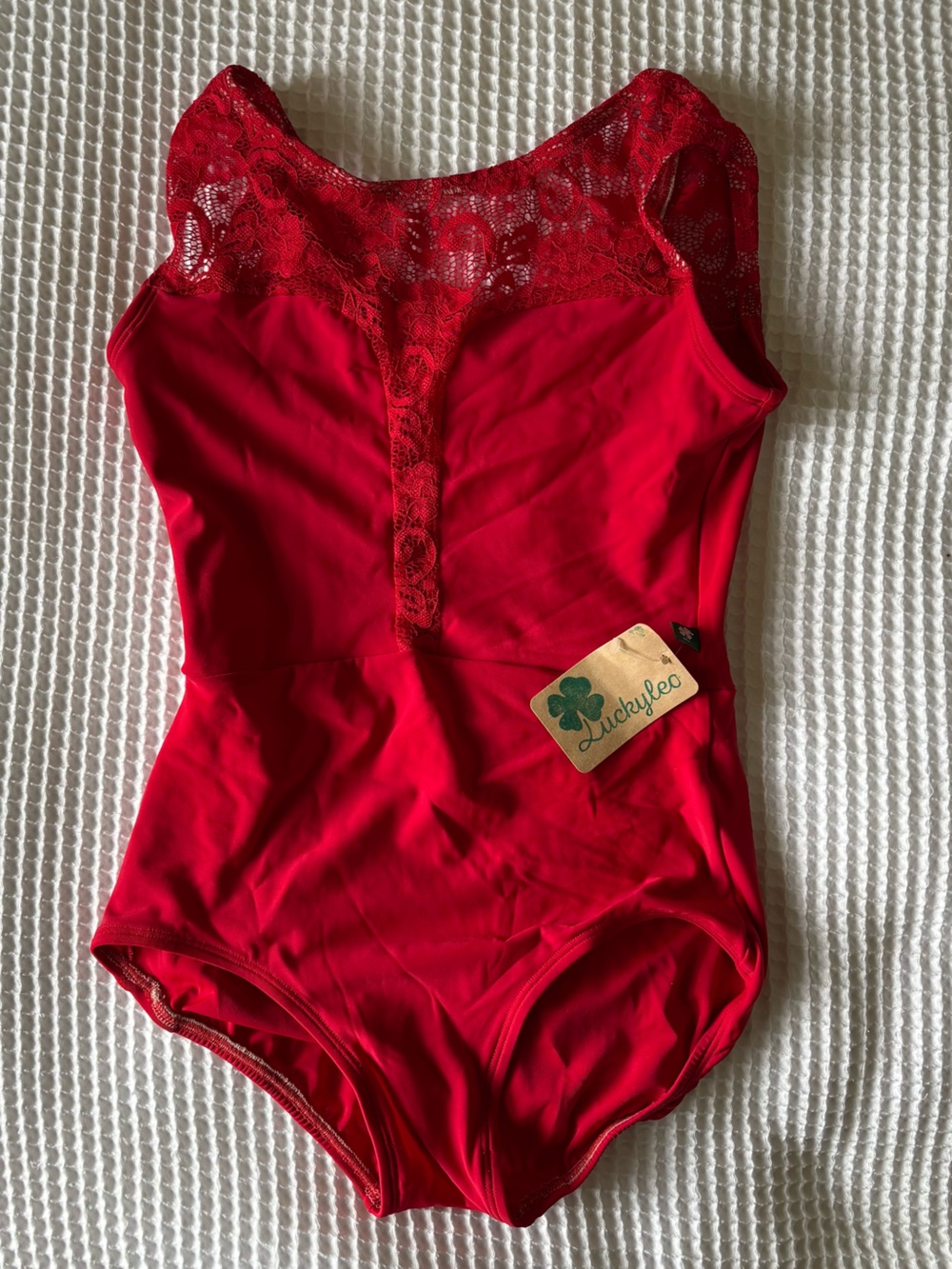 Lucky Leo Red Lace
